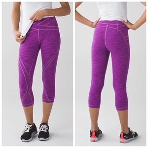 Lululemon Free Flow Crop